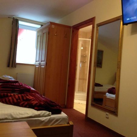 Hotel Hutmannshaus Kremsbrucke Luaran gambar