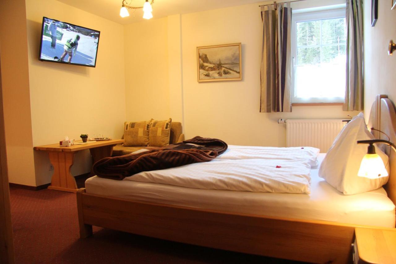 Hotel Hutmannshaus Kremsbrucke Luaran gambar