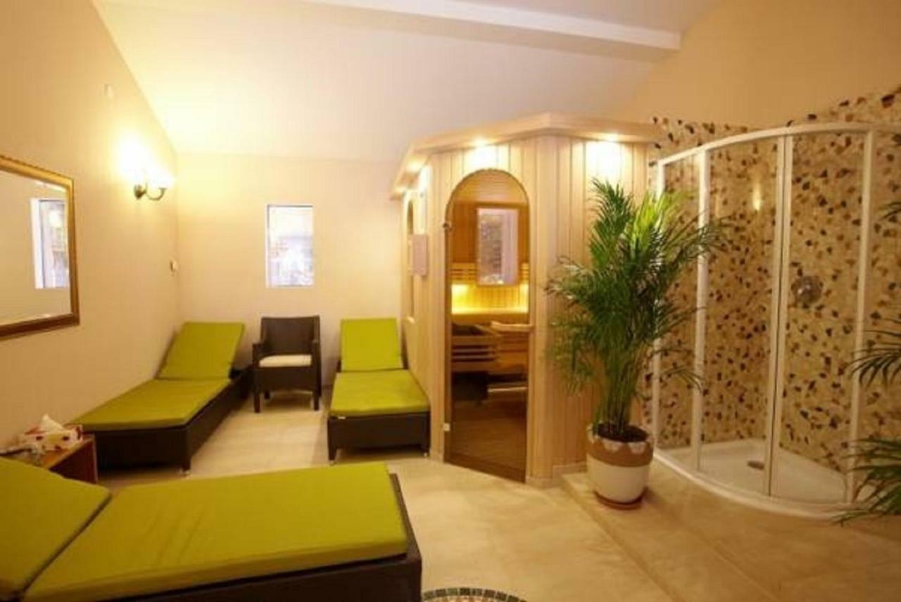 Hotel Hutmannshaus Kremsbrucke Luaran gambar